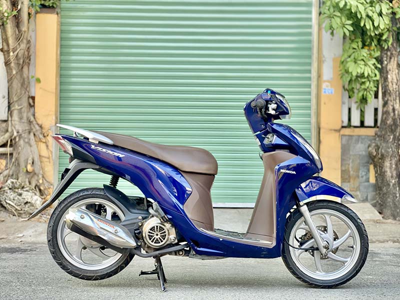 Honda Vision V2 For Rent - Motorbike Rental Sale in HCMC