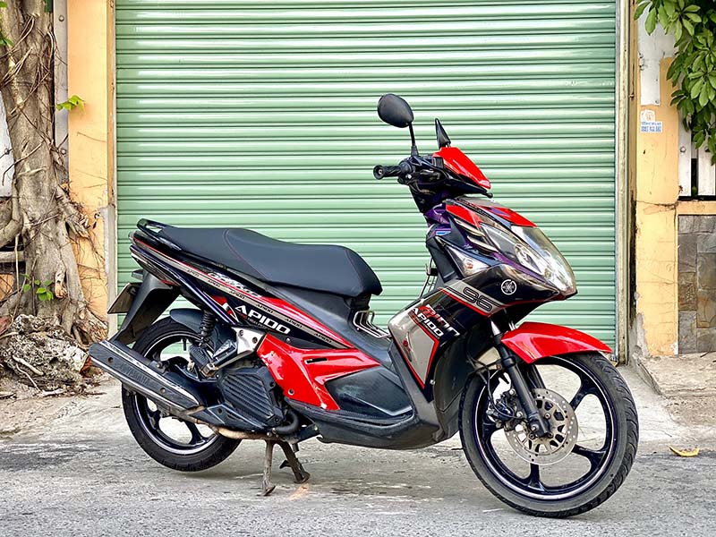 Motorbike Shop in Sai Gon HCMC - Yamaha Nouvo 5 For Rent - Jan's Motorbike