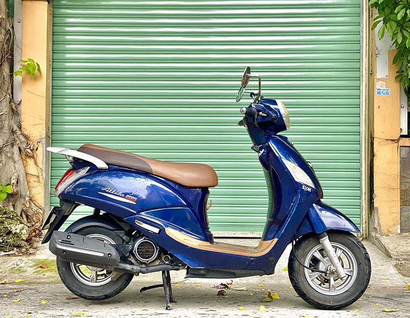 Motorbike-rental-sale-in-ho-chi-minh-vietnam-JAN'S-MOTORBIKE-Expats 1 (1)